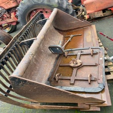 img_9879-standard.jpeg