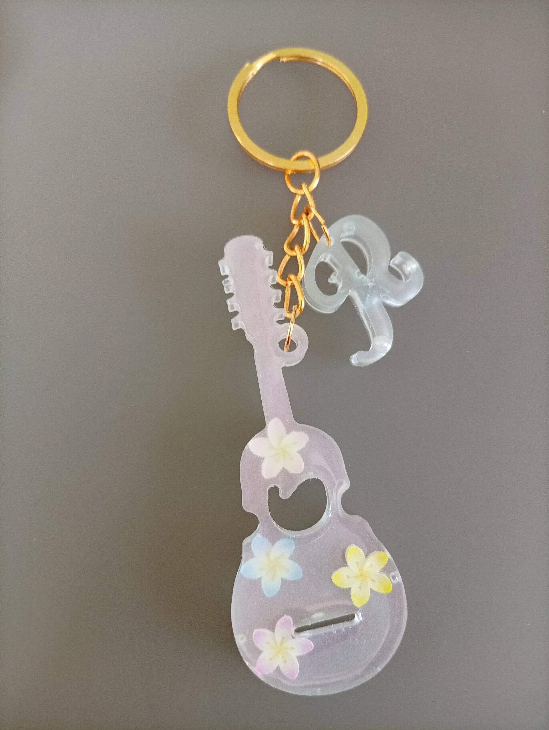 Porte clé ukulélé phosphorescent