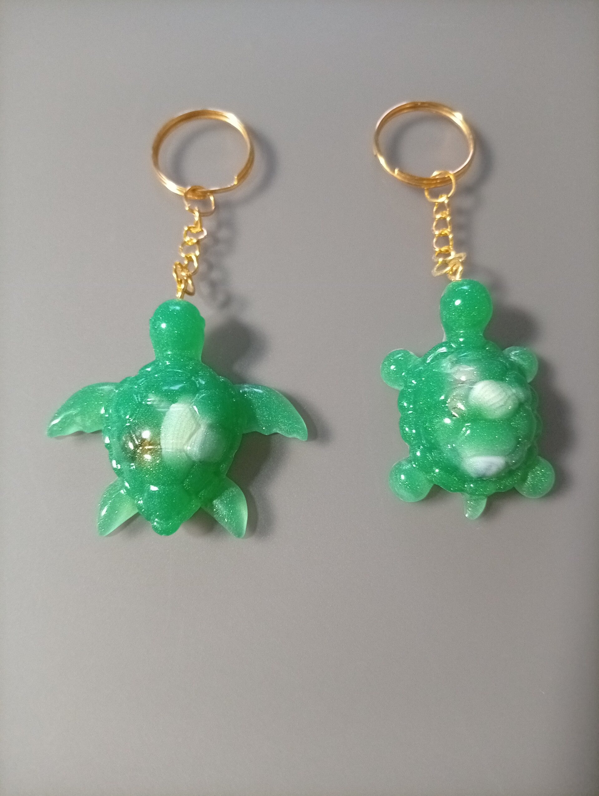 Porte clef honu coquillages phosphorescent