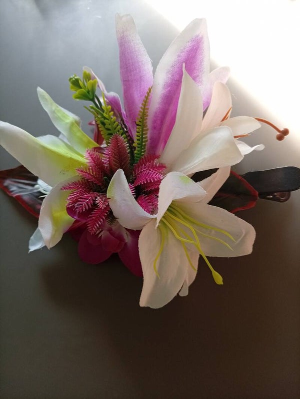 Moyen Poara blanc et violet