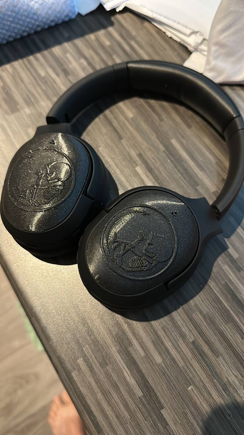 Itselle tehdyt Valco VMK25 custom kylkipaneelit bändi logolla