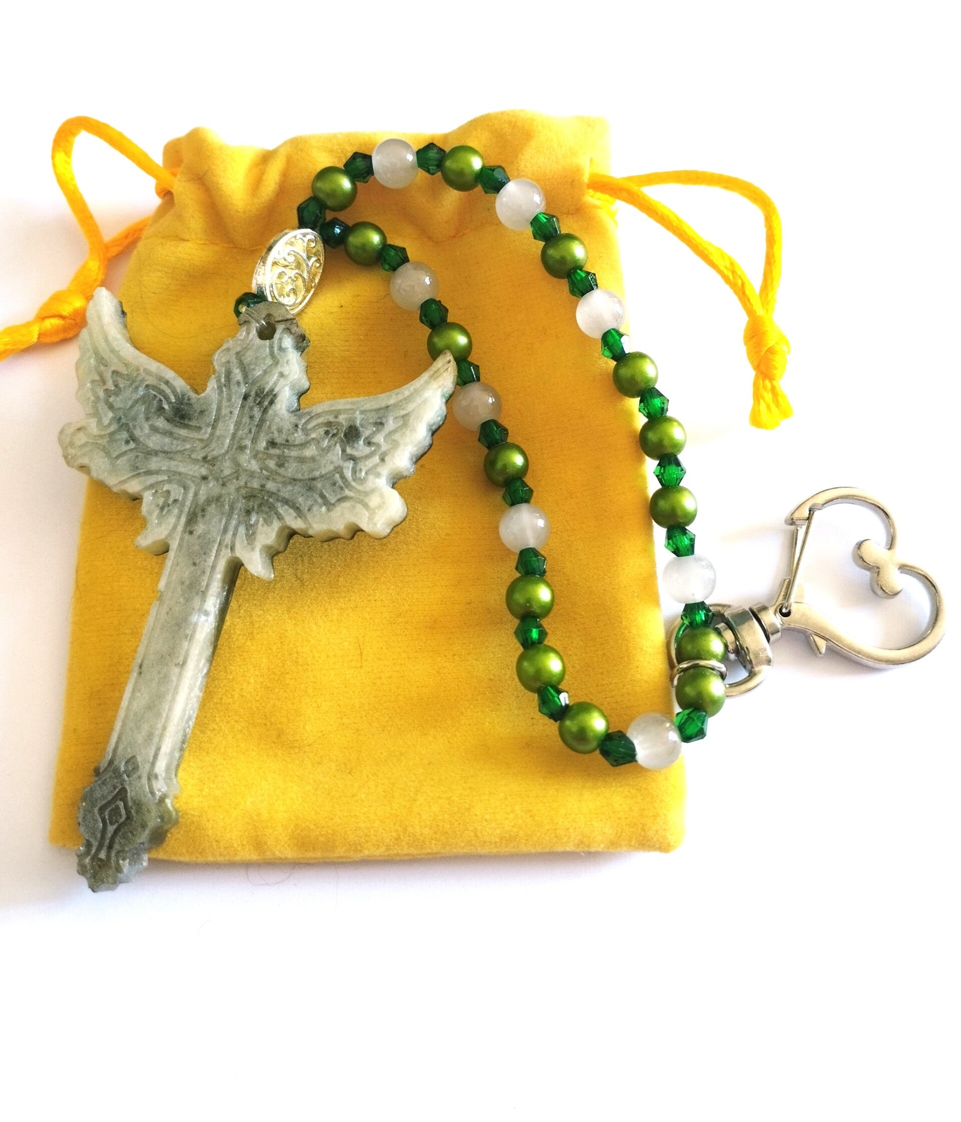 Bijou de sac – Croix énergie & renouveau 💚✨