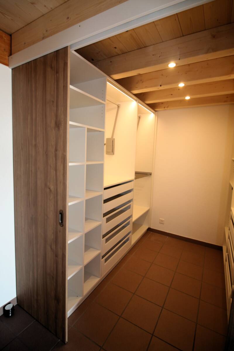 schrank_09-standard.jpg