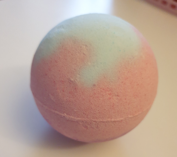 Strawberry Bathbomb