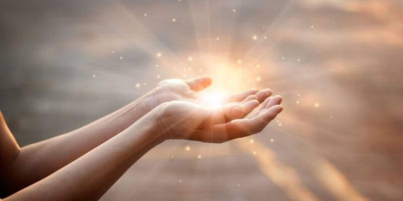 Laetitia dussous Magnétiseuse, Energéticienne, Accompagnement des deuils, Nettoyage énergétique des maisons Perigueux