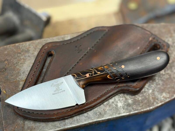 Shadow w/ sheath