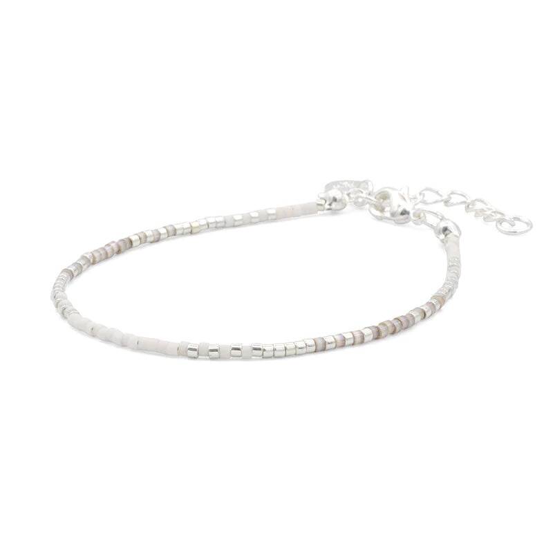 armband mint15 kralen wit en zand zilver
