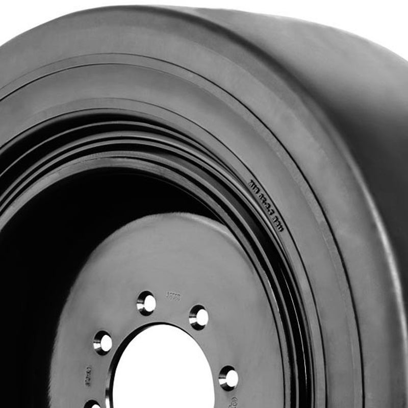 Trelleborg-Brawler-HPS-SkidSteer-Smooth-Jason_tyres.jpg