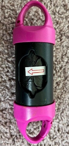 Fuchsia-Zwarte Poepzakhouder – Rond & Handig | Ongebruikt Tweede Kansje