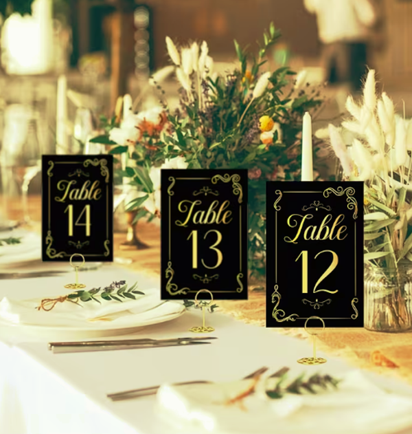 Lot de 31 cartes de table