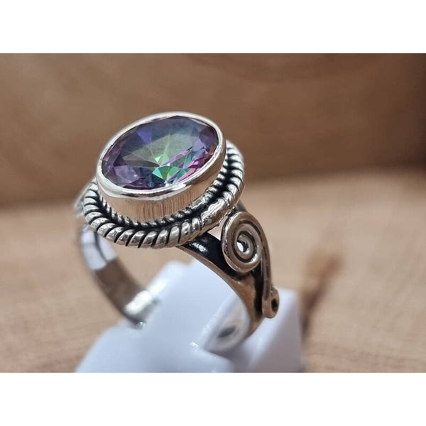 925 zilveren, ring met Mystic Topaas. Maat 16,5