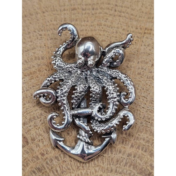 925 zilveren, hanger Inktvis met Anker.