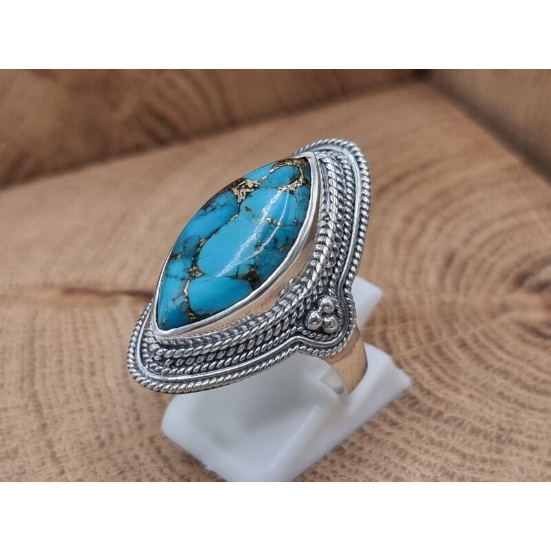925 zilveren, ring met koper Turquoise bewerkte rand. Maat 18.5