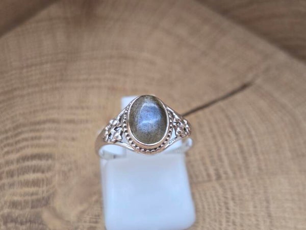925 zilveren, ring met Labradoriet maat 16