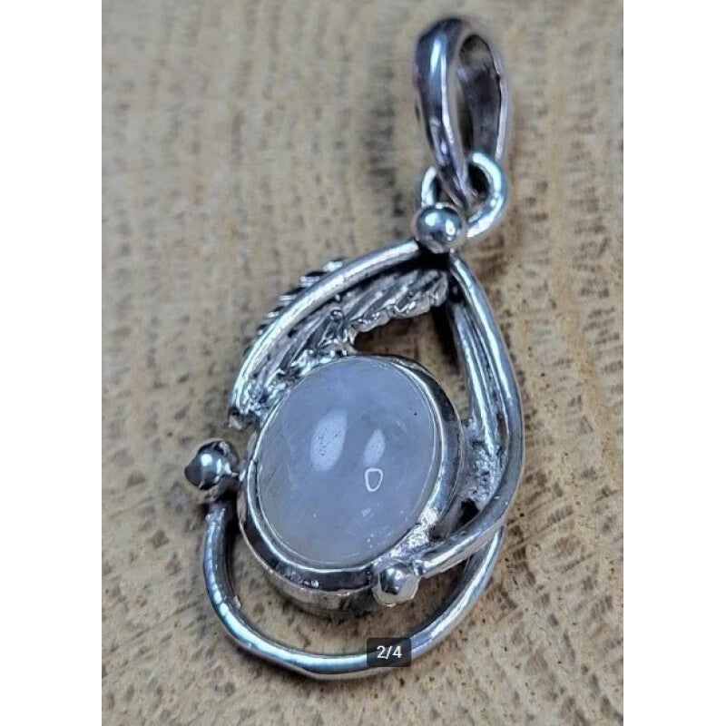 925 zilveren, hanger met Maansteen.