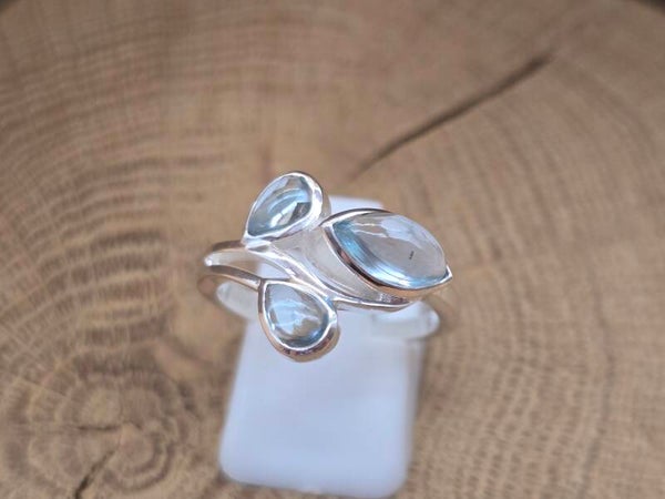 925 zilveren, ring met Topaas maat 18