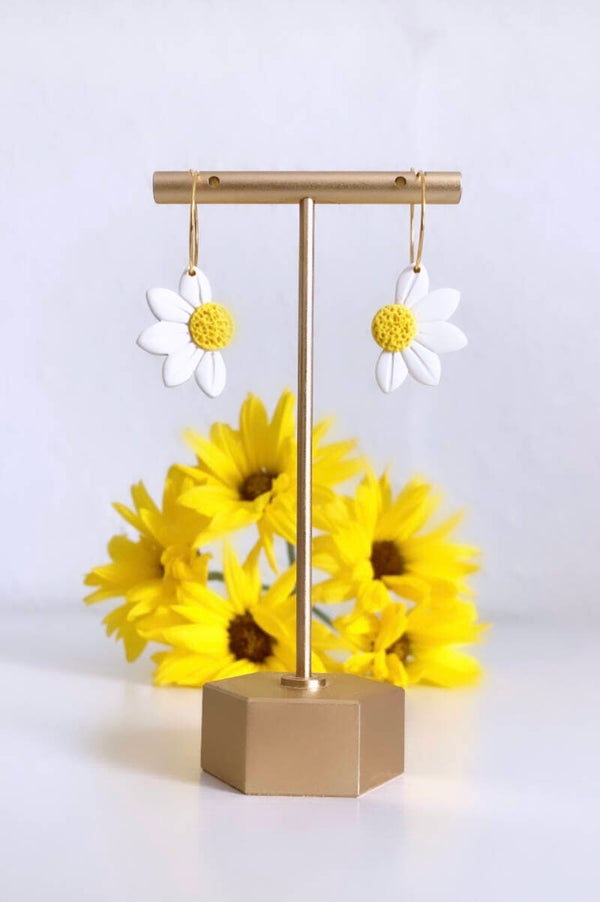 Daisy Dangles