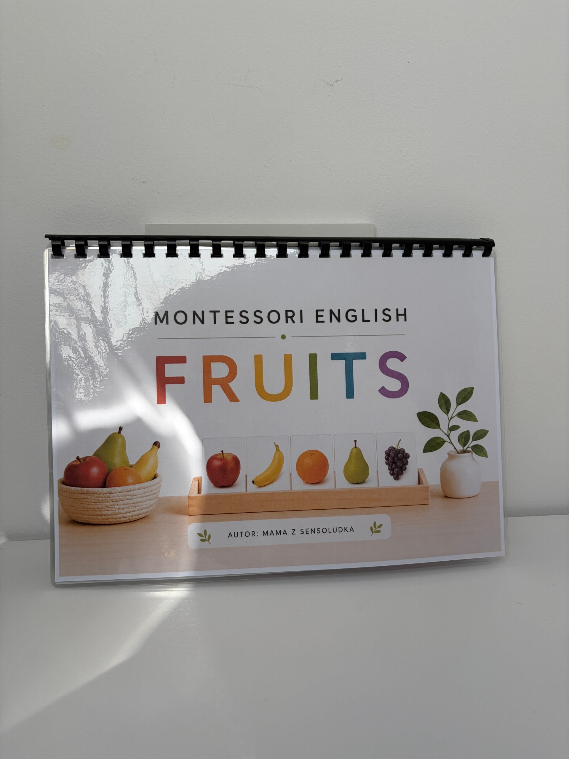 MONTESSORI ENGLISH - FRUITS