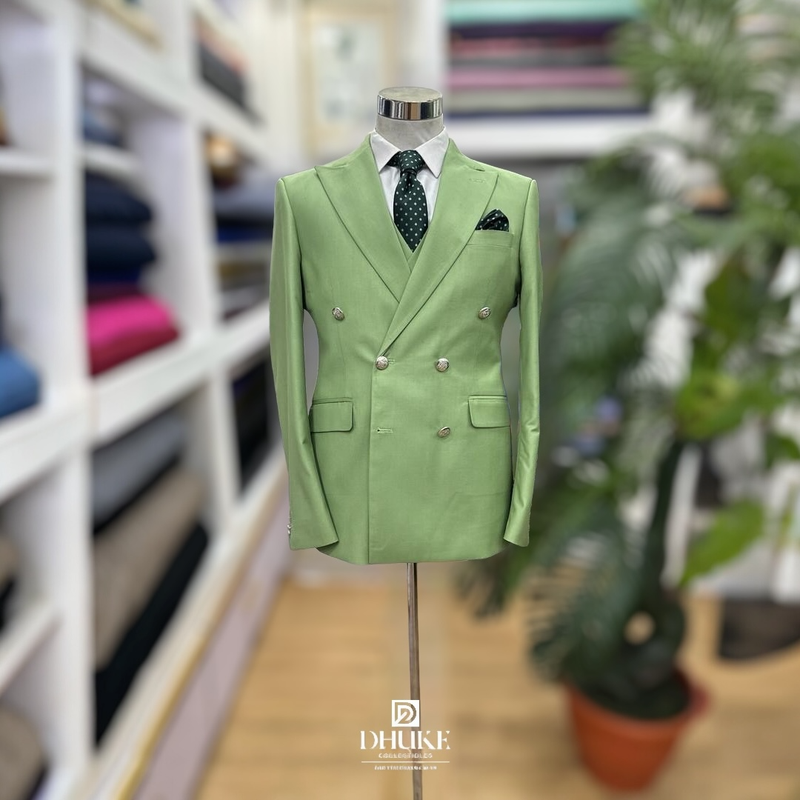 Double Breasted Suit bespoke menswear by Dhuke Collectibles Arnhem