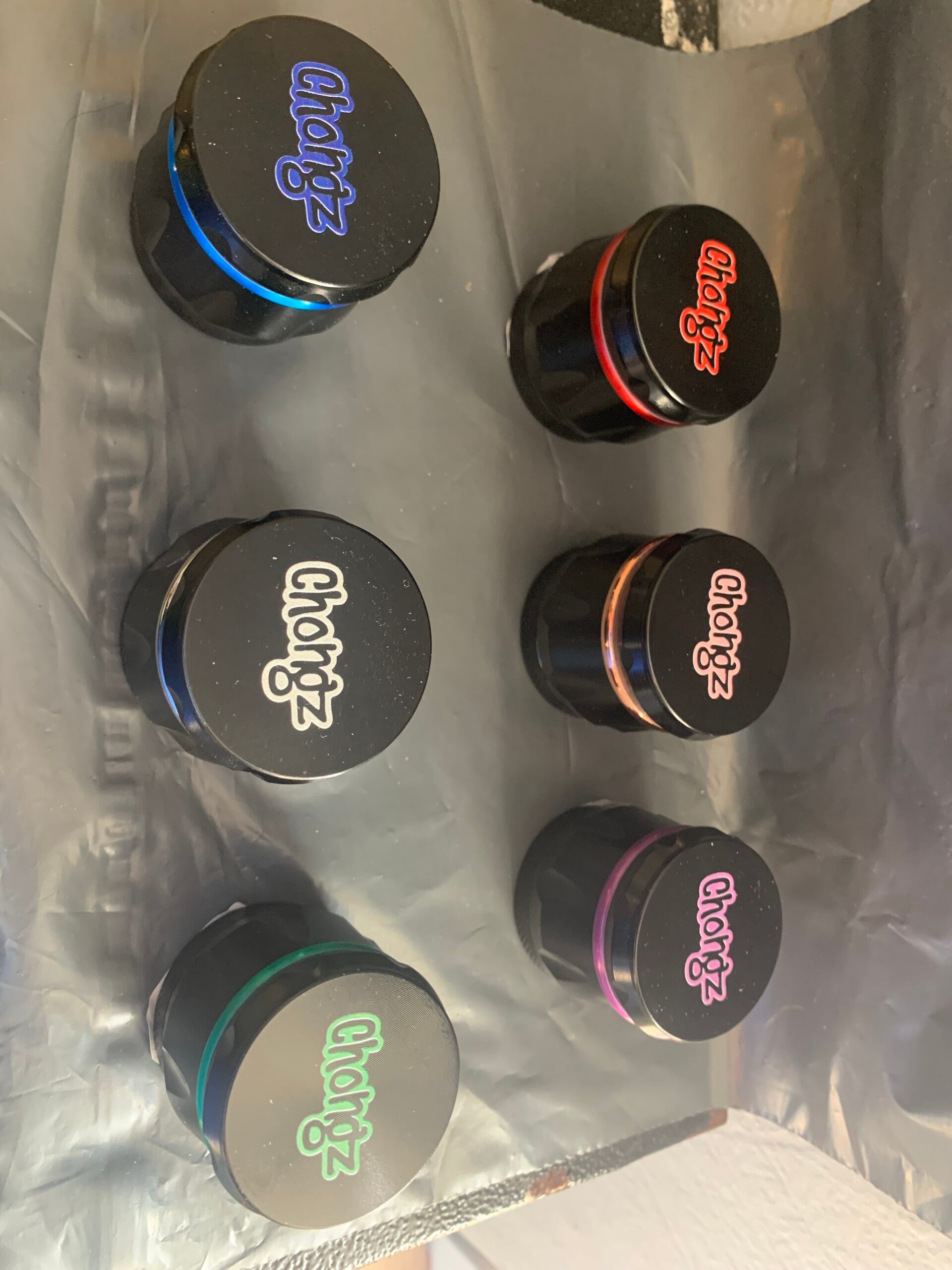 Chongz 4 Peice metal grinders