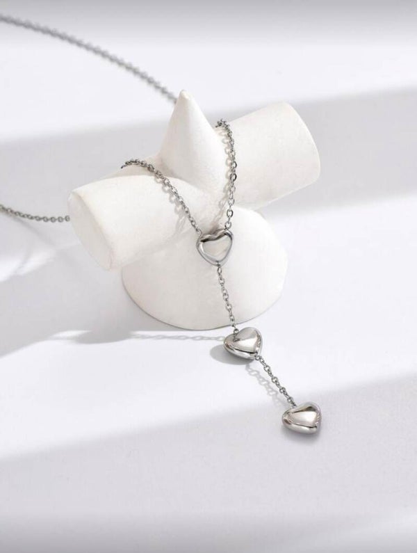 Falling heart ketting zilver