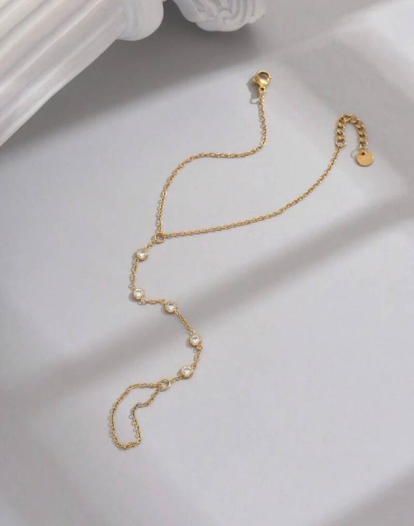 Romantic hand chain goud
