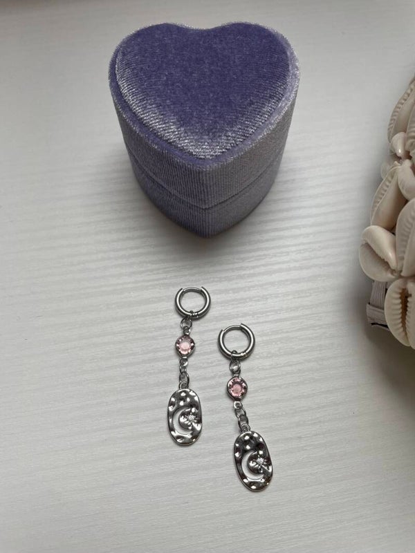 Pink moon oorbellen zilver