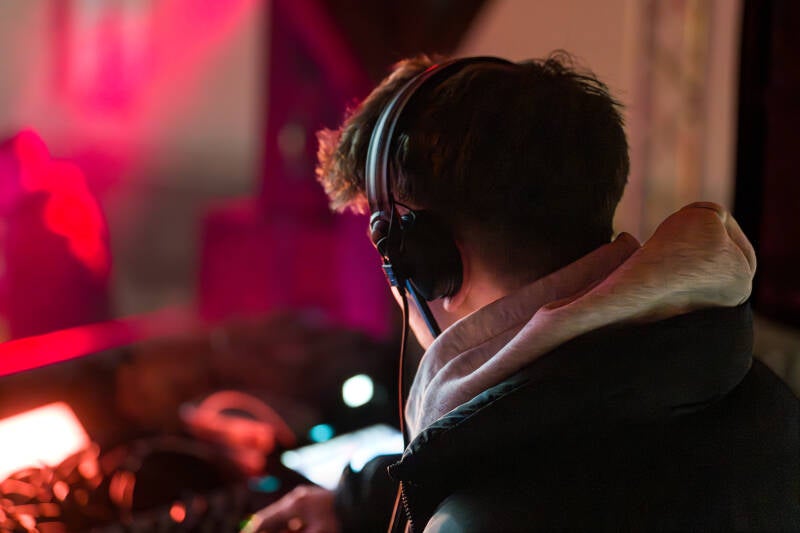 2026-02-07_i-love-snow_dj_maurice-02_v01-standard-0u4vnh.jpg
