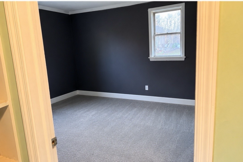     kernersville-bedroom-junk-removal.jpg
