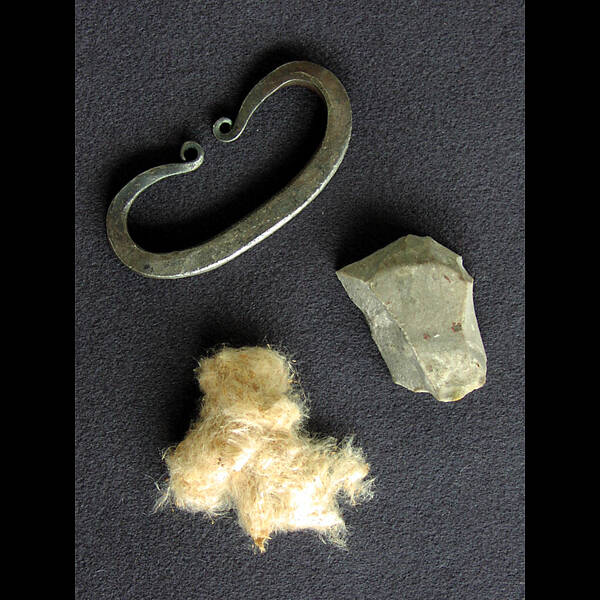 Mittelalter Feuerzeug Zunder Feuerstein