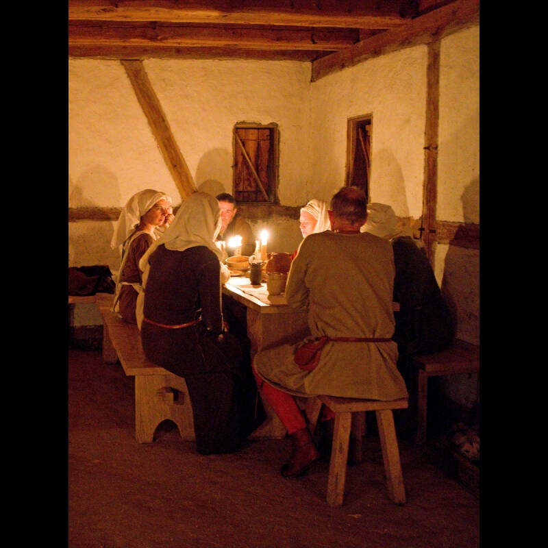 Gäste beim Abendessen