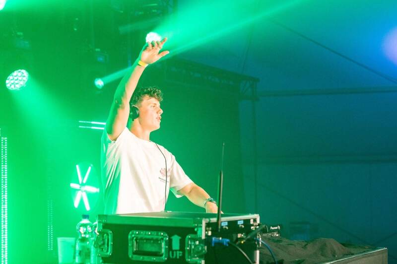 DJ Gies live