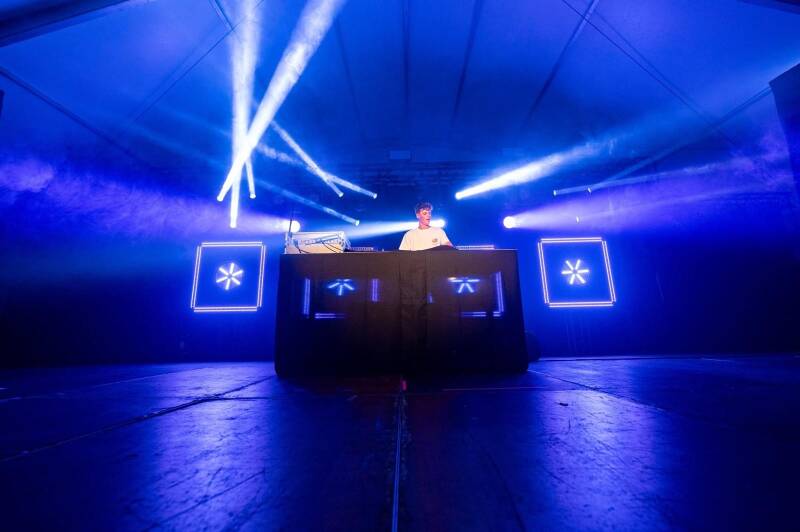 DJ Gies live
