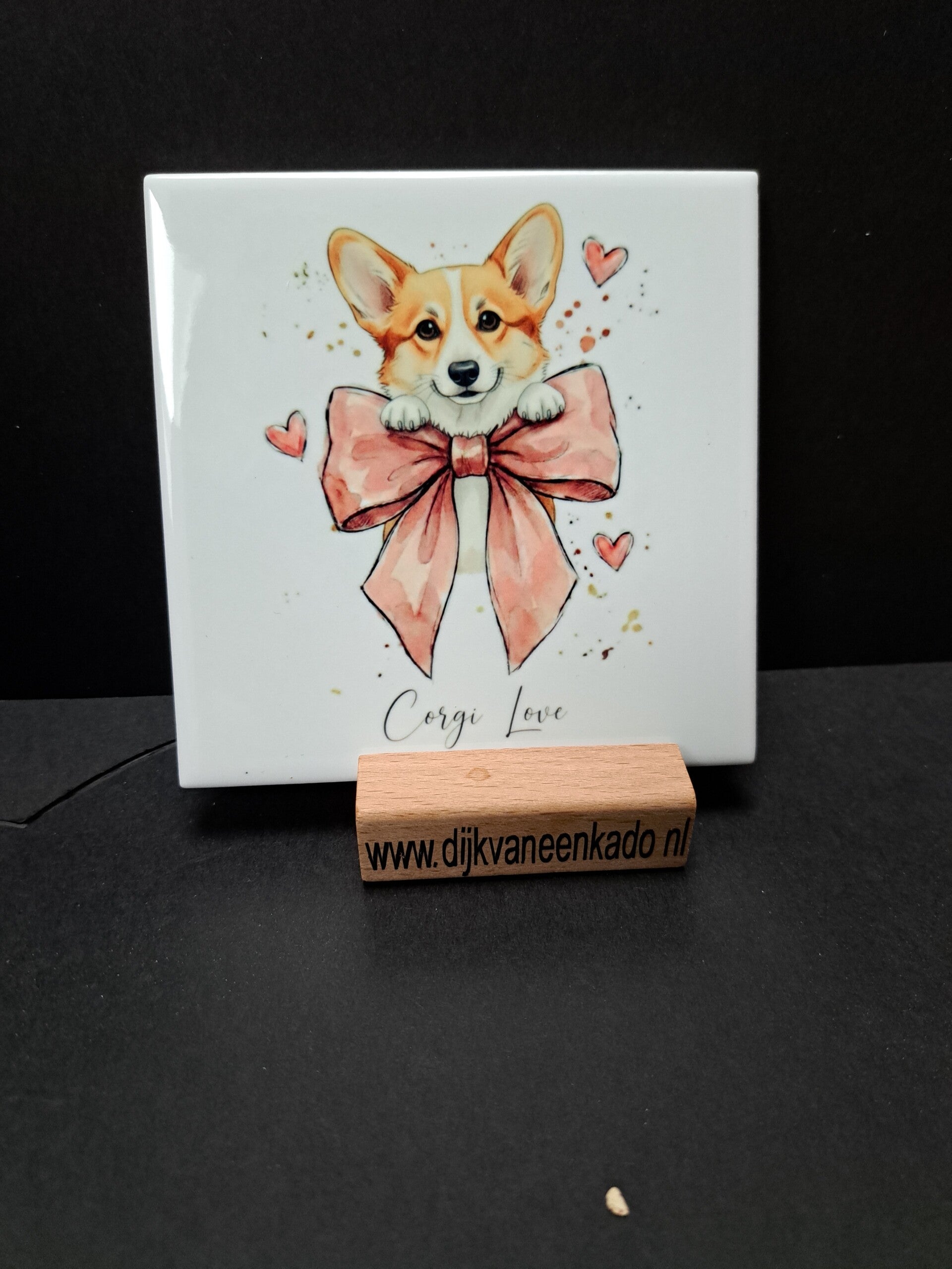 Tegel Corgi