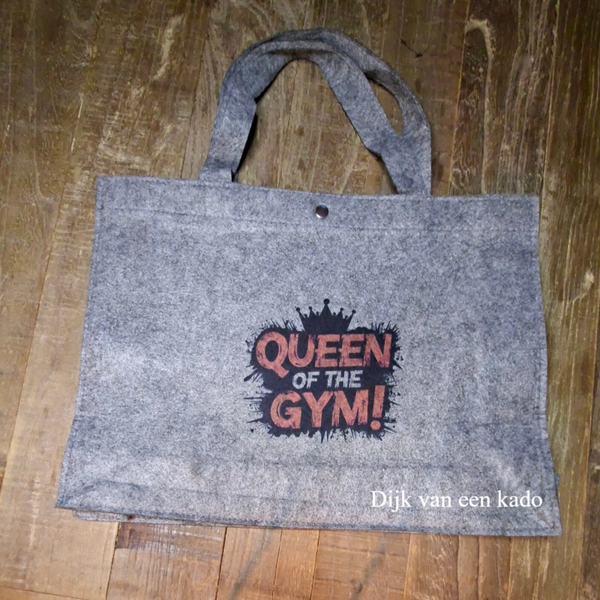 Vilten tas: Queen of the Gym