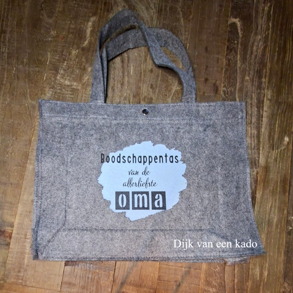 Vilten tas: Boodschappentas van de allerliefste OMA