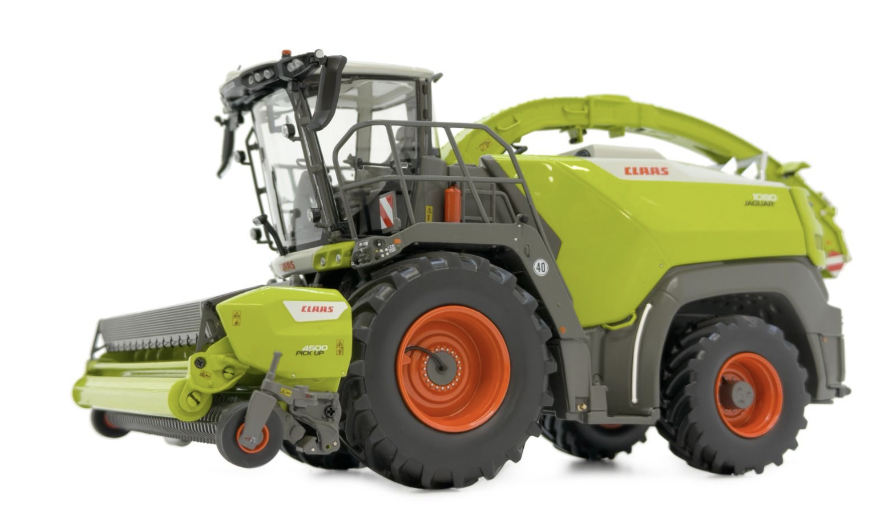 CLAAS Jaguar 1080 avec Pick-up 4500