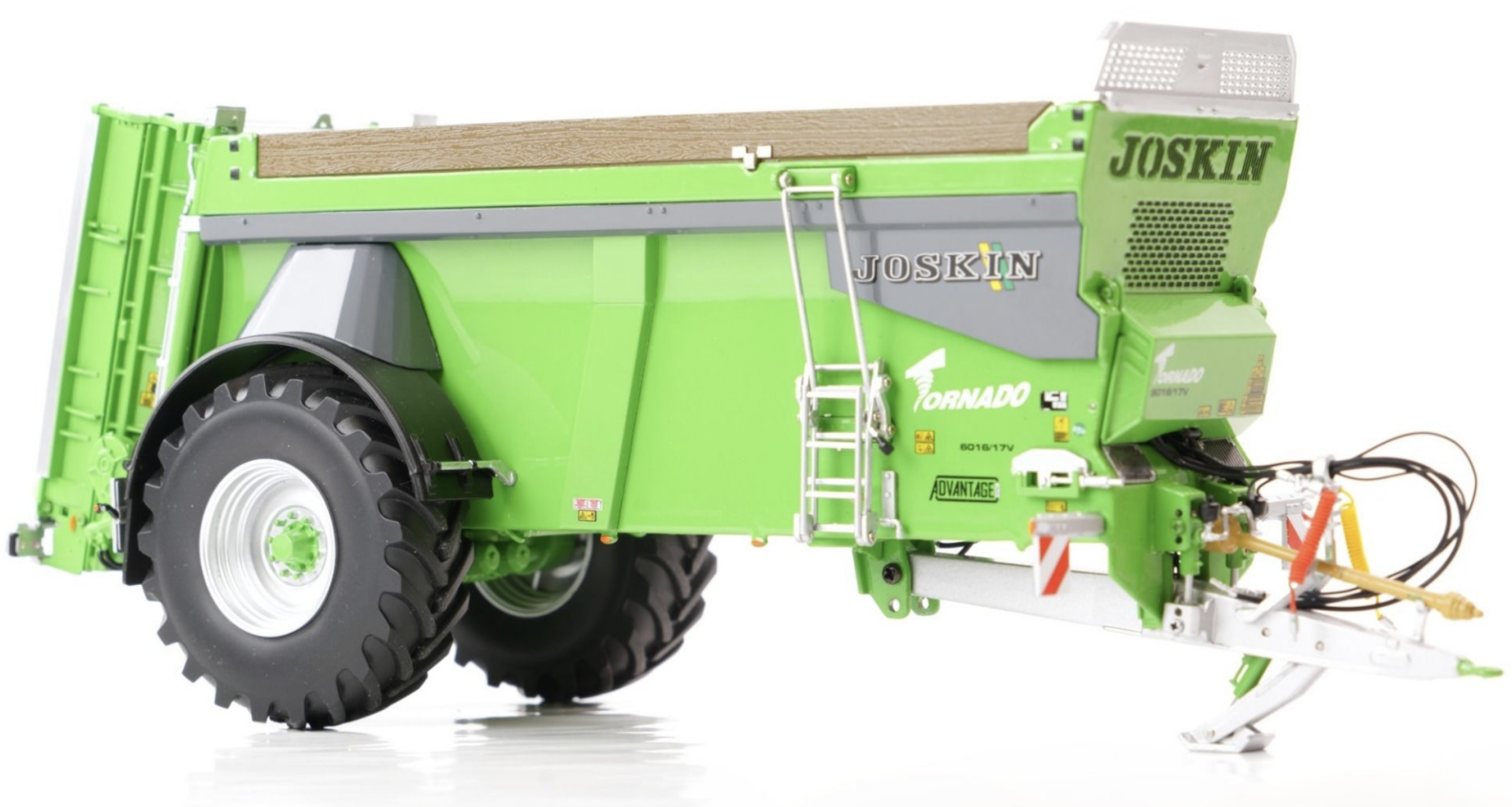 Epandeur à fumier JOSKIN Tornado 6016/17V