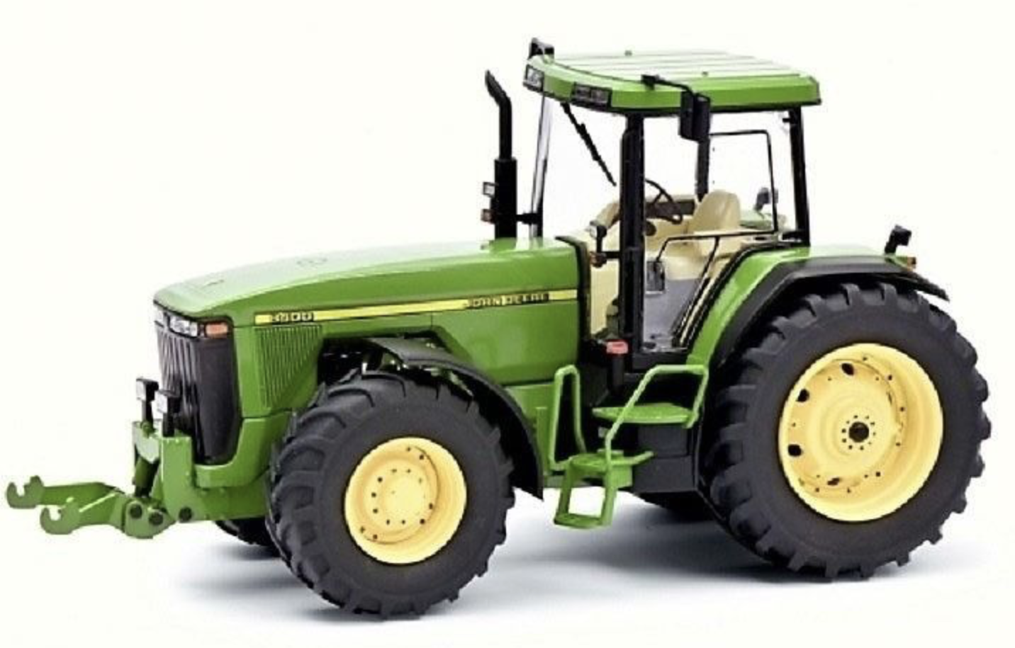 JOHN DEERE 8400 – avec boîte John Deere