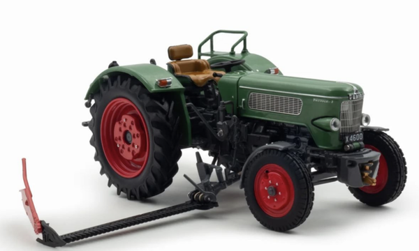 FENDT Favorit 3 avec faucheuse Latérale 2wd - Limité à 1000ex