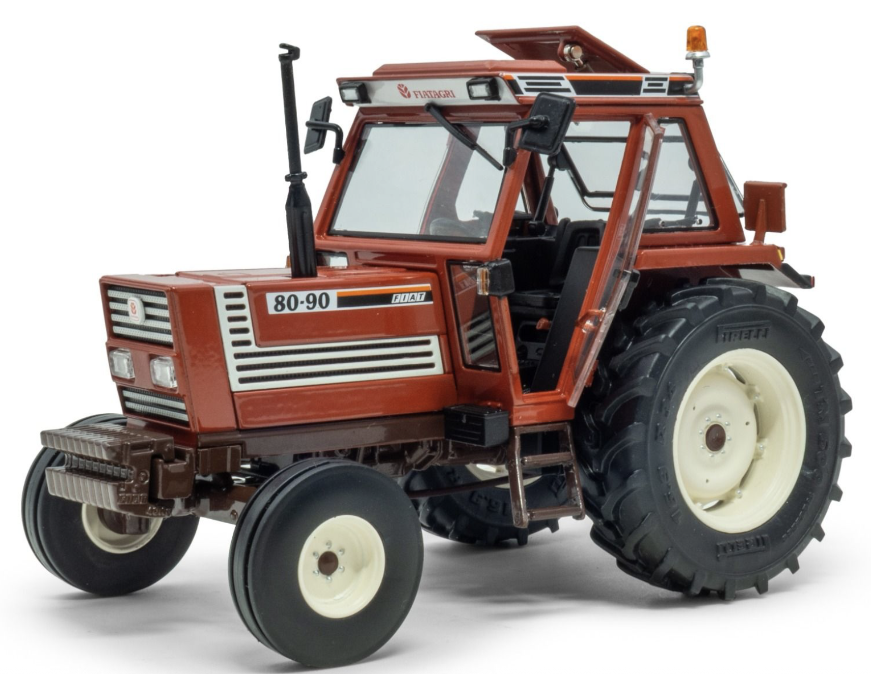 FIAT 80-90 Cabine SuperConfort 2wd sans ailes avant et arrière - Limité à 500ex