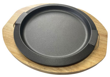 Piatto a servire ghisa rotondo con base legno / diam. cm.31 base cm.37x32,8 / 1 pezzo / PROFESSIONAL THINK