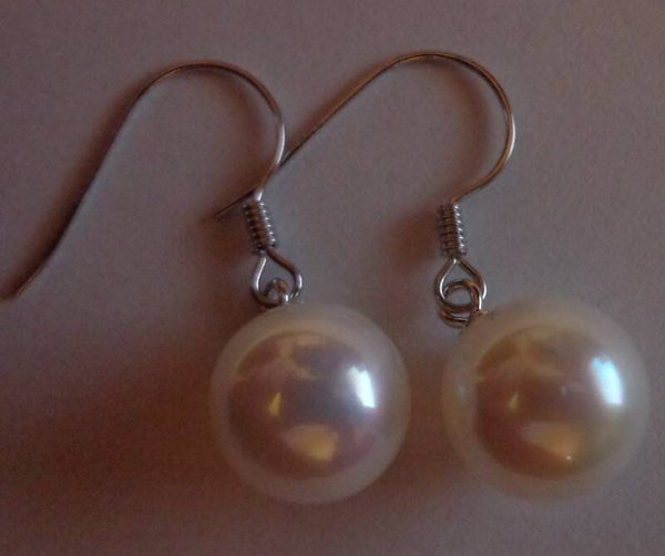 Echt zilveren (925) oorhaakje met witte glasparel 10 mm 20098