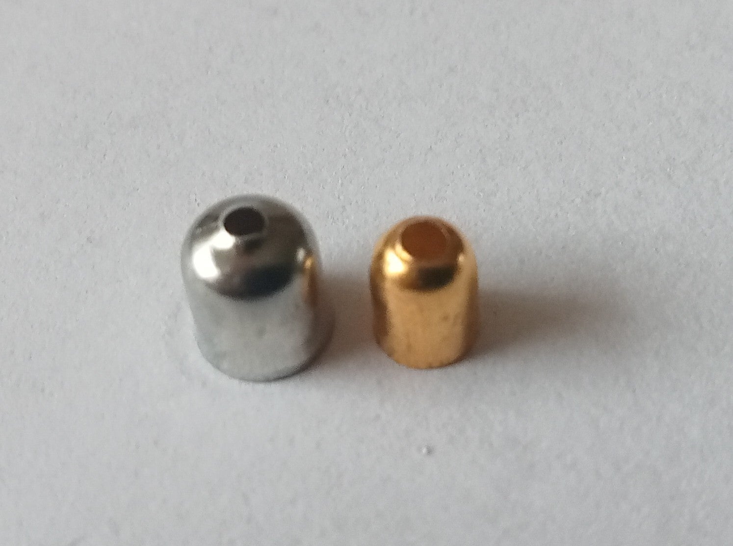 Zilver of goudkleurige eindkapjes  kp90913 k6a