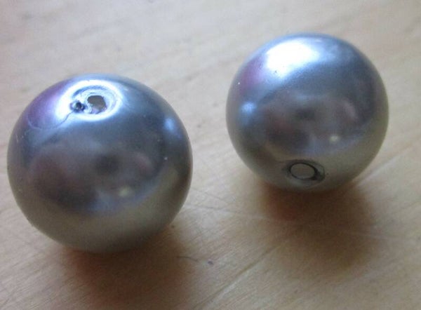 Kunststof zilverkleurige parel 14 mm kr91052 k19