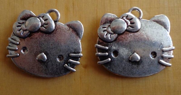 Metalen hangers poezenkop 18 x 20 mm 90447 k8