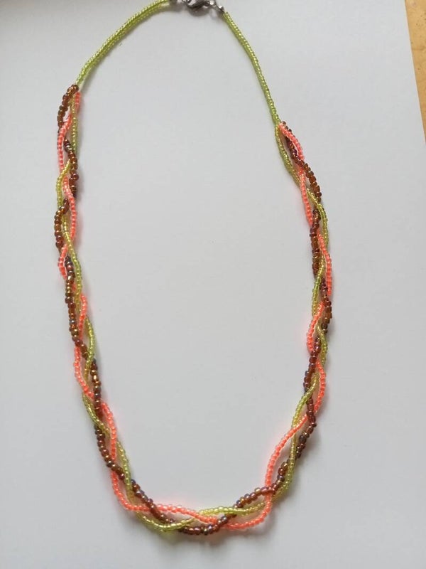 Gevlochten kleine kraaltjes ketting 30157