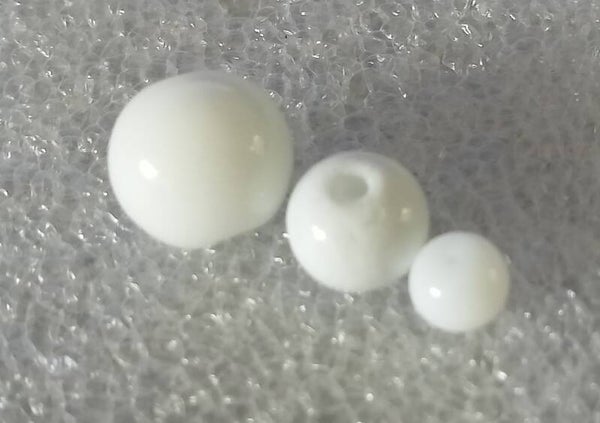 Kraal glas rond wit 4, 6 en 8 mm kr90957