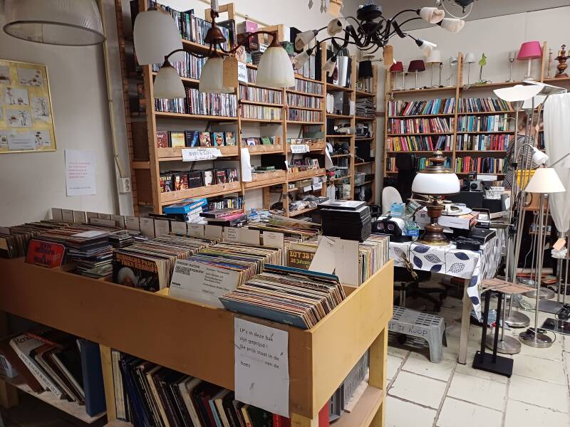 kringloopwinkel Jan Vink stichting in Sint Michielsgestel