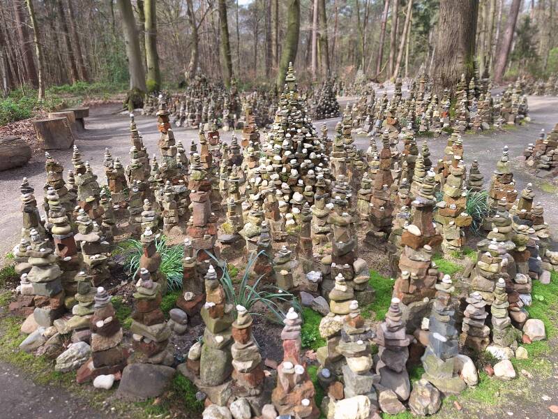 Steenmannetjes Kleef